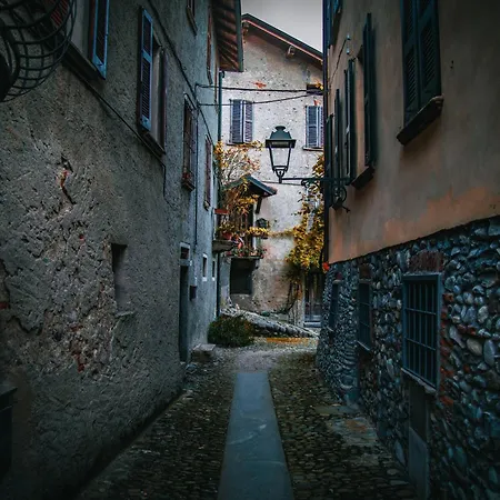 Il Borgo Sul Di Διαμέρισμα Tremezzo